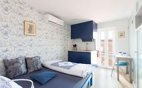 Sao Vicente IV - Eco-Flat With French Balcony & View